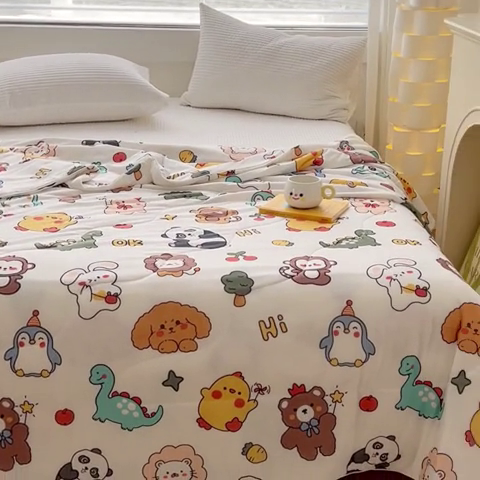 91家纺网 家纺一手货源 找家纺 久典家居 2024新款A类氨纶抗菌印花凉感丝夏被空调被 动物乐园