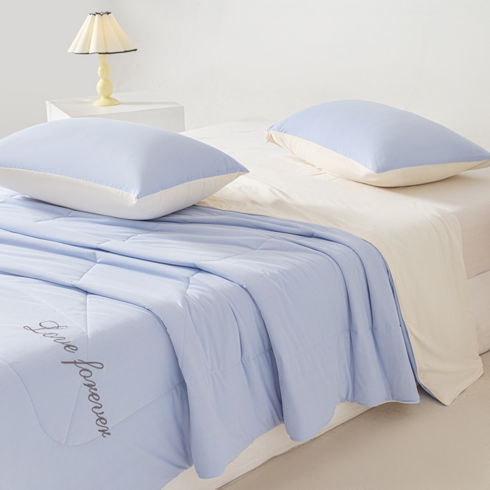 91家纺网 家纺一手货源 找家纺 佳居缘 2024新款纯色绣花冰氨夏被 梦幻蓝