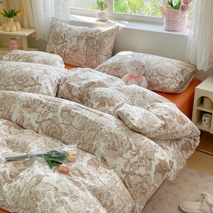 91家纺网 家纺一手货源 找家纺 洺兰家居 2025年新款13372全棉印花四件套纯棉小清新北欧风花卉床单床笠款套件 锦瑟