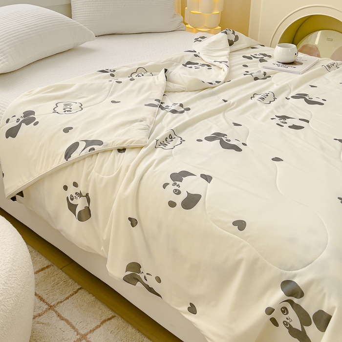 91家纺网 家纺一手货源 找家纺 久典家居 2024新款A类氨纶抗菌印花凉感丝夏被空调被 熊猫