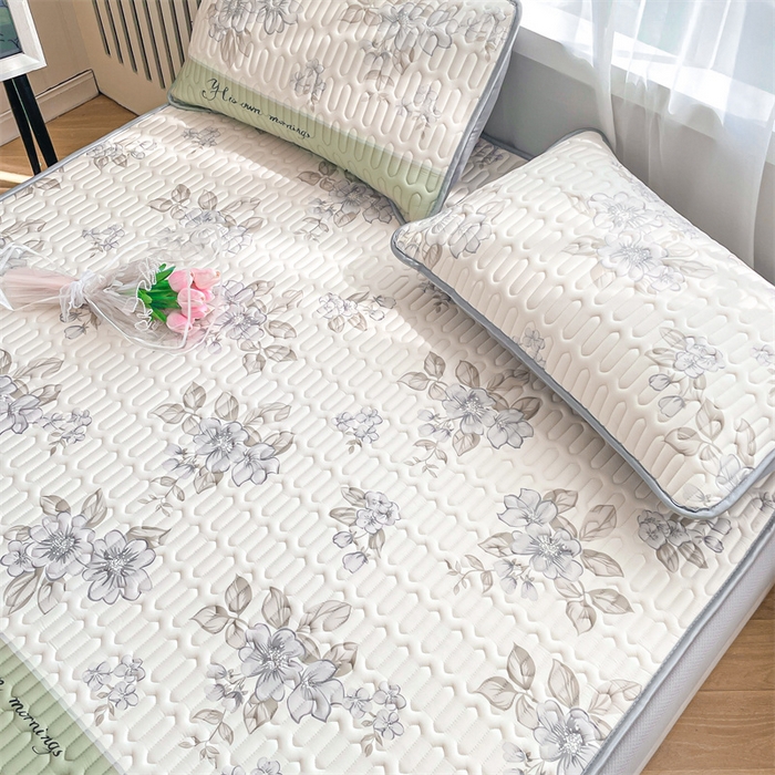 91家纺网 家纺一手货源 找家纺 布卢姆床垫 2025新款5mmA类乳胶凉席床笠套件夏被组合 花艺人间