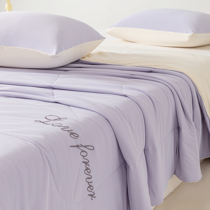 91家纺网 家纺一手货源 找家纺 佳居缘 2024新款纯色绣花冰氨夏被 香芋紫