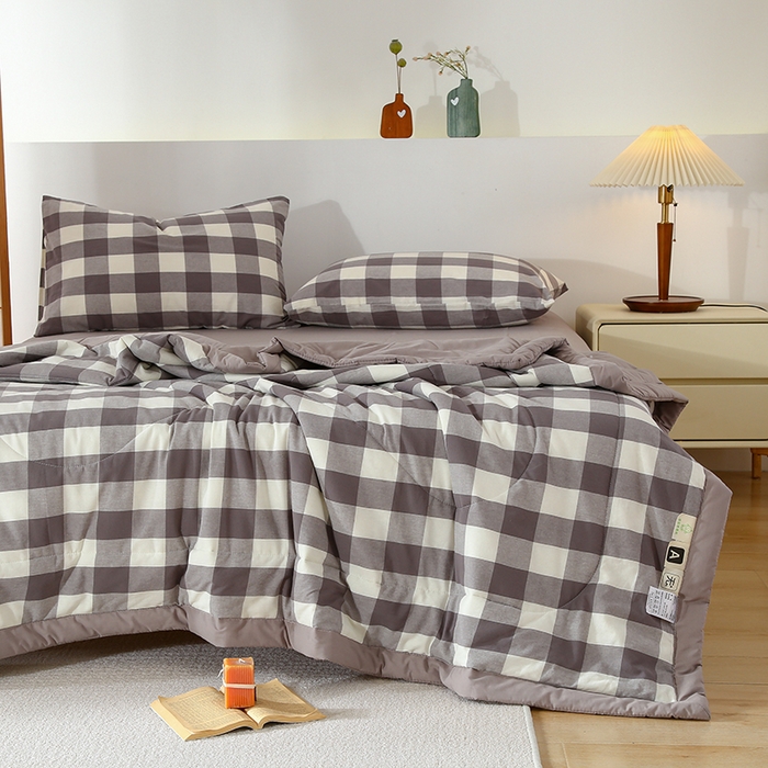 91家纺网 家纺一手货源 找家纺 花言狐语 2025新款A类全棉水洗棉夏被四件套 大灰格-夏被四件套