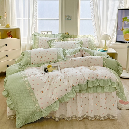 91家纺网 家纺一手货源 找家纺 （总）宜凡家纺 2024新款复古双拼全棉印花夹棉床笠式床裙四件套