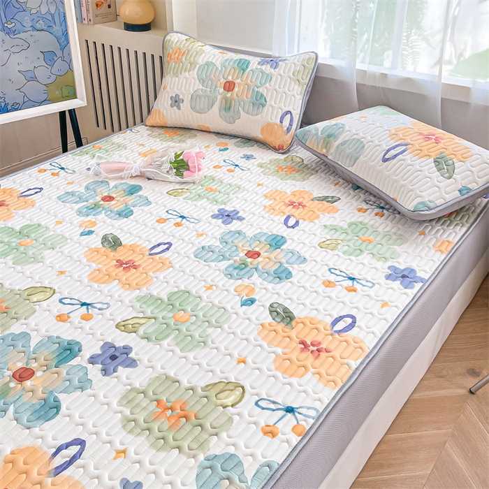 91家纺网 家纺一手货源 找家纺 布卢姆床垫 2025新款5mmA类乳胶凉席床笠套件夏被组合 彩色花园