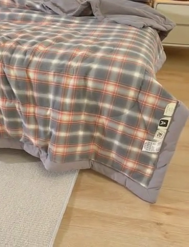 91家纺网 家纺一手货源 找家纺 花言狐语 2025新款A类全棉水洗棉夏被四件套 诺卡-单夏被