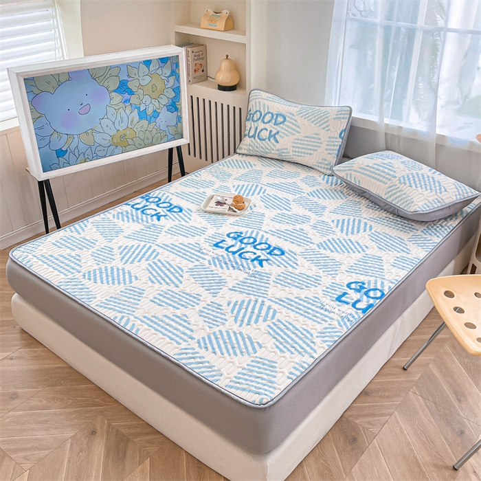 91家纺网 家纺一手货源 找家纺 布卢姆床垫 2025新款5mmA类乳胶凉席床笠套件夏被组合 几何