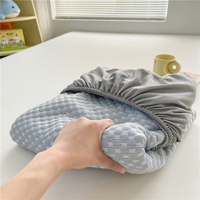 91家纺网 家纺一手货源 找家纺 喜居 2024新款良品豆豆席床笠款凉豆豆席子冰豆豆凉席软凉席 夏夜蓝