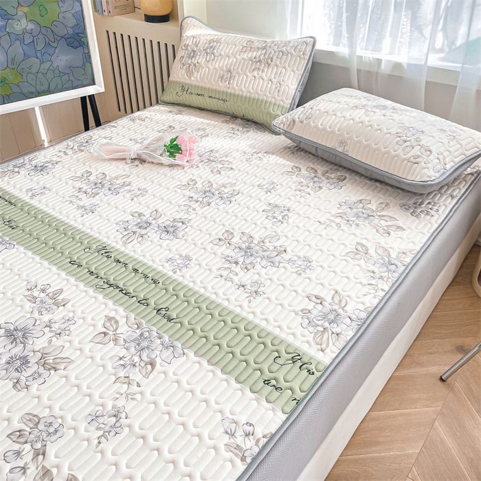 91家纺网 家纺一手货源 找家纺 布卢姆床垫 2025新款5mmA类乳胶凉席床笠套件夏被组合 花艺人间