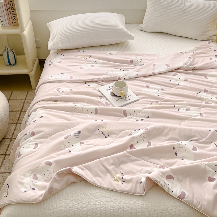 91家纺网 家纺一手货源 找家纺 久典家居 2024新款A类氨纶抗菌印花凉感丝夏被空调被 小象