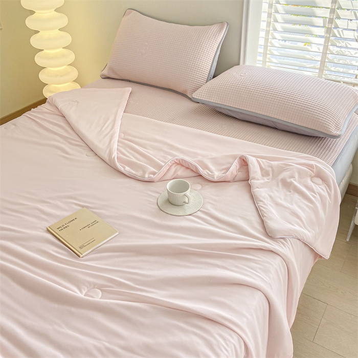 91家纺网 家纺一手货源 找家纺 欧邦 新款华夫格冰豆凉感床笠款夏被套件 小熊款-贵妃粉