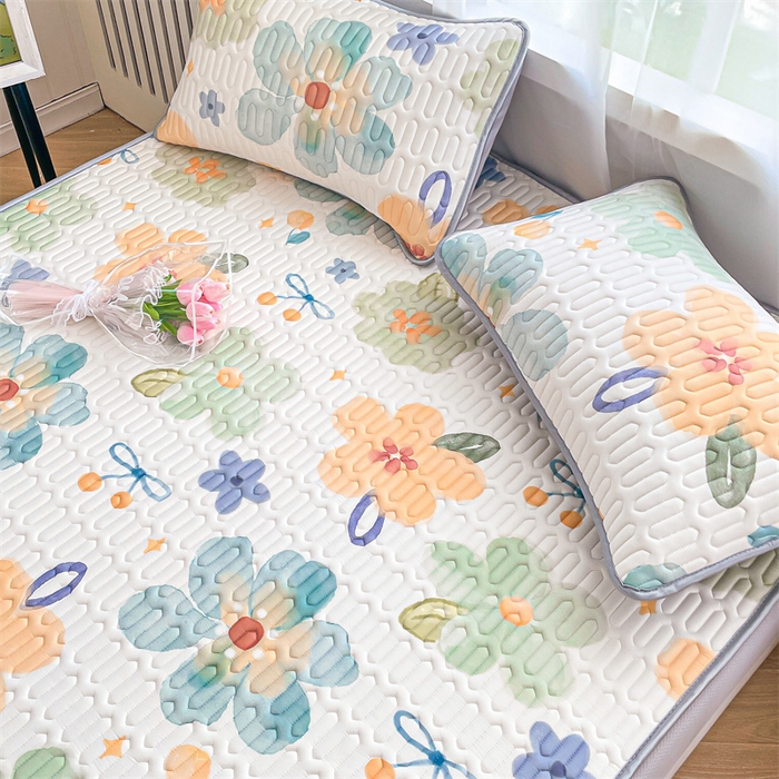 91家纺网 家纺一手货源 找家纺 布卢姆床垫 2025新款5mmA类乳胶凉席床笠套件夏被组合 彩色花园