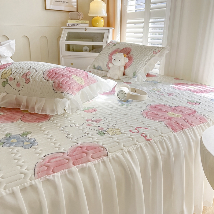 91家纺网 家纺一手货源 找家纺 慕澄家纺 2024新款小版印花床裙款乳胶凉席三件套 床裙款-心花怒放