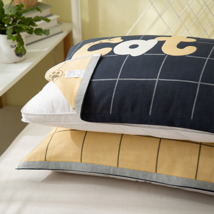 91家纺网 家纺一手货源 找家纺 朴尔家纺-毛巾被 2024新款卡通风格全棉四层纱布枕巾 cat-藏青