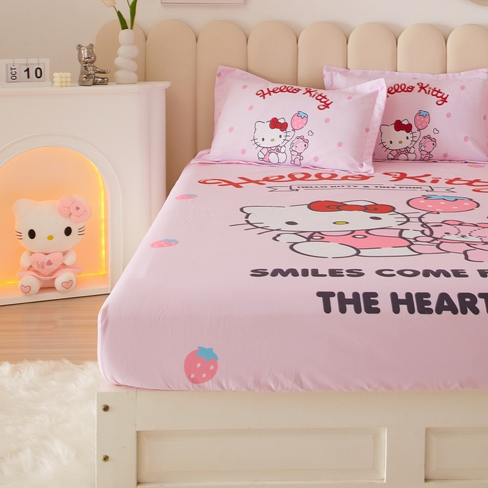 91家纺网 家纺一手货源 找家纺 蘭菲家纺 2024新款全棉大版三丽鸥卡通单床笠 草莓派