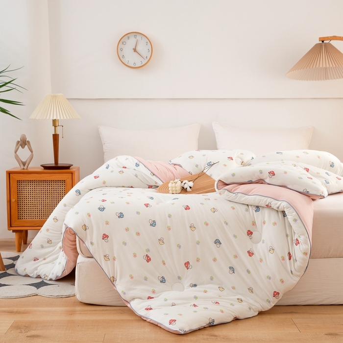 91家纺网 家纺一手货源 找家纺 啊雅家居 2025新款A类针织棉云柔大豆被抗菌被子被芯  小蘑菇