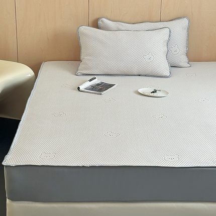 91家纺网 家纺一手货源 找家纺 （总）顾里家纺 新款冰豆豆立体提花软席床笠款