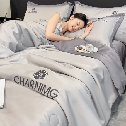 91家纺网 家纺一手货源 找家纺 江暮云家纺 2025新款A类水洗真丝刺绣夏被四件套-百丽儿 百丽儿山灰-中灰