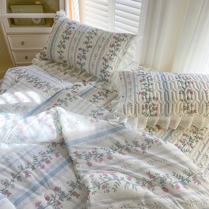 91家纺网 家纺一手货源 找家纺 慕澄家纺 2024新款小版印花床裙款乳胶凉席凉感丝夏被四件套 床裙款-花藤