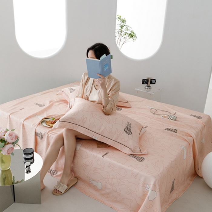 91家纺网 家纺一手货源 找家纺 2024 竹席冰丝竹纤维凉席空调席印花席子凉席三件套冰凉感软席子 宝贝兔粉