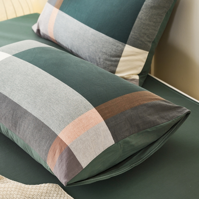 91家纺网 家纺一手货源 找家纺 凡客家居 2024新款全棉色织水洗棉枕套 艾丽—红