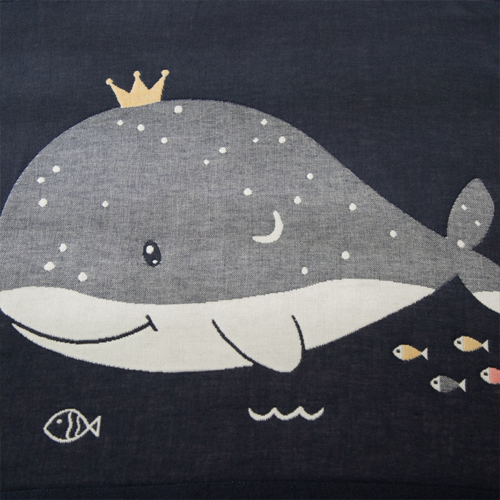 91家纺网 家纺一手货源 找家纺 朴尔家纺-毛巾被 2024新款卡通风格全棉四层纱布枕巾 鲸鱼-藏青