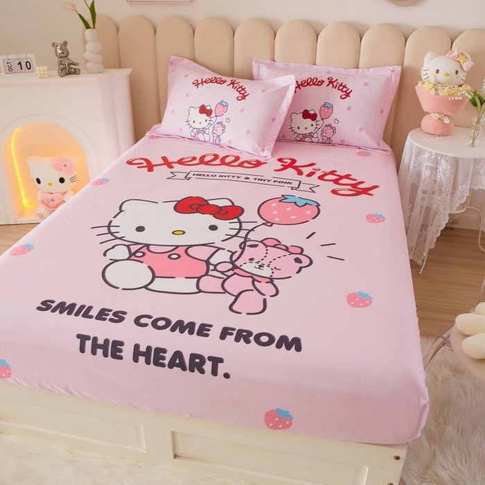 91家纺网 家纺一手货源 找家纺 蘭菲家纺 2024新款全棉大版三丽鸥卡通单床笠 草莓派