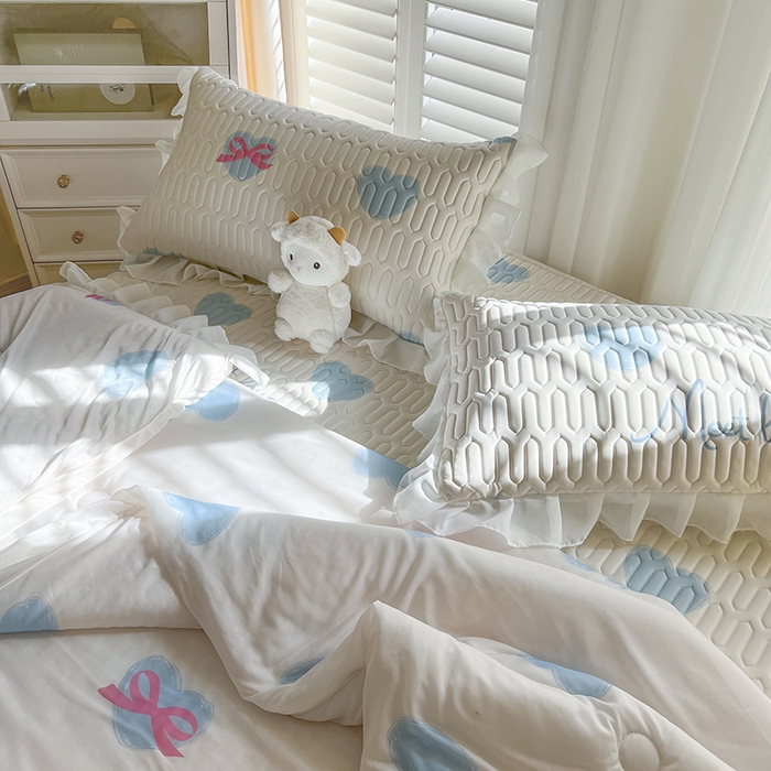 91家纺网 家纺一手货源 找家纺 慕澄家纺 2024新款小版印花床裙款乳胶凉席凉感丝夏被四件套 床裙款-心情