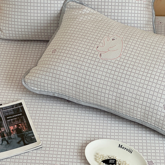 91家纺网 家纺一手货源 找家纺 顾里家纺 新款冰豆豆立体提花软席床笠款 北极熊紫