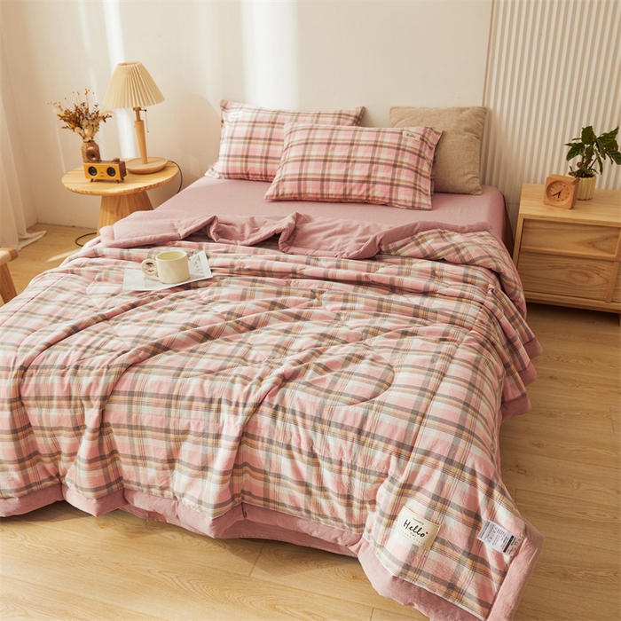 91家纺网 家纺一手货源 找家纺 恋人优选 2024新款纯棉色织水洗夏被 莫妮粉