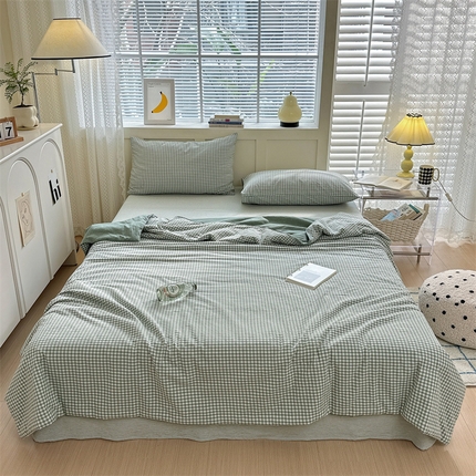 91家纺网 家纺一手货源 找家纺 北欧良品 2024新款A类色织水洗棉夏被四件套家用空调被子套件 小小格-绿（枕套条纹+格子）