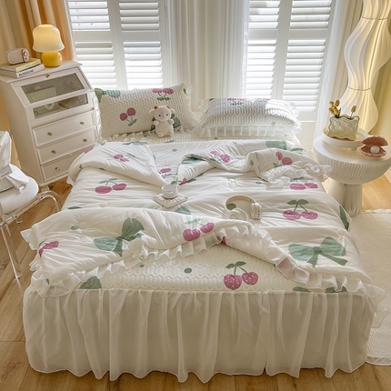 91家纺网 家纺一手货源 找家纺 （总）慕澄家纺 2024新款小版印花床裙款乳胶凉席凉感丝夏被四件套
