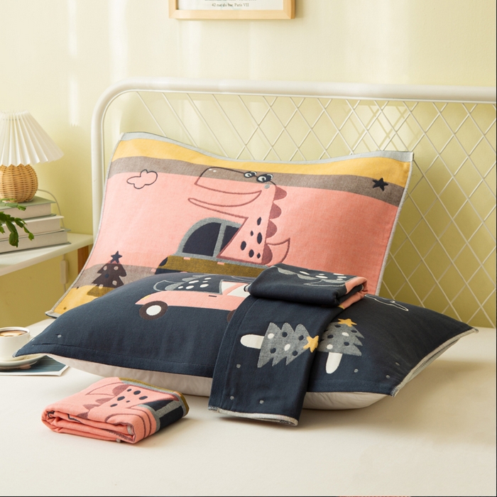 91家纺网 家纺一手货源 找家纺 朴尔家纺-毛巾被 2024新款卡通风格全棉四层纱布枕巾 恐龙-藏青