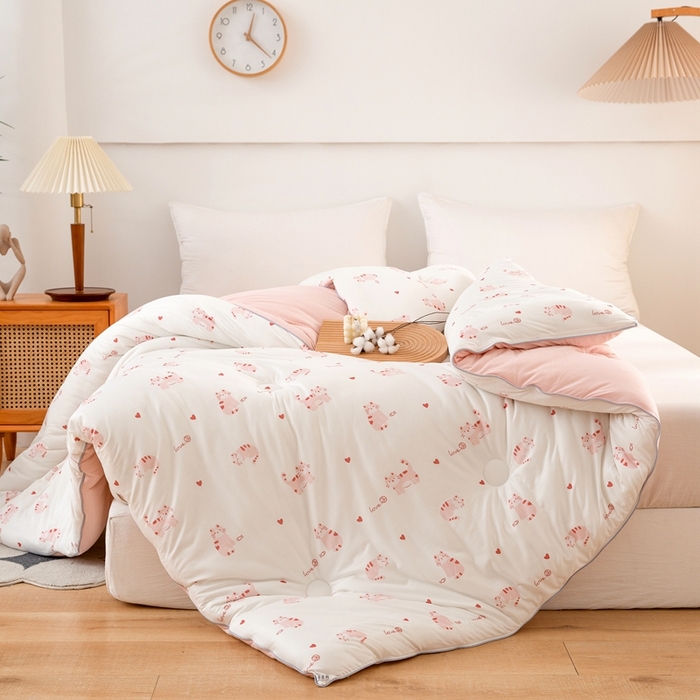 91家纺网 家纺一手货源 找家纺 啊雅家居 2025新款A类针织棉云柔大豆被抗菌被子被芯  小猫咪