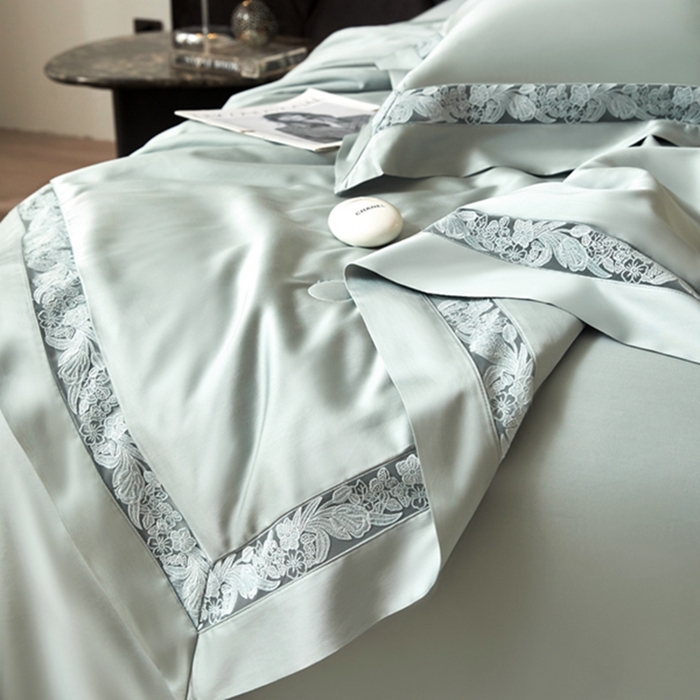 91家纺网 家纺一手货源 找家纺 榻尚家居 2024新款天丝棉镂空夏被四件套-云绡系列 云绡-月光绿天丝棉夏被四件套