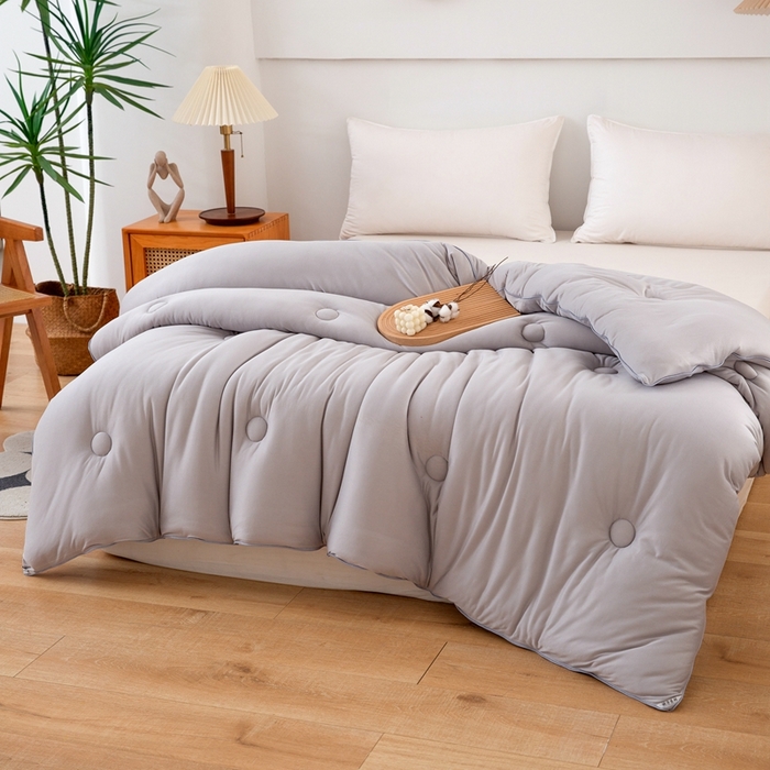 91家纺网 家纺一手货源 找家纺 啊雅家居 2025新款A类针织棉云柔大豆被抗菌被子被芯  银灰色