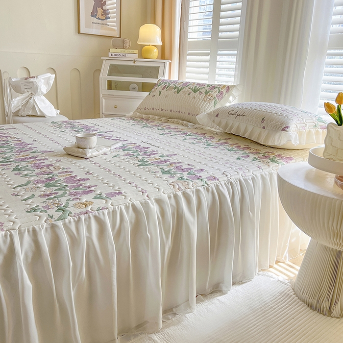 91家纺网 家纺一手货源 找家纺 慕澄家纺 2024新款小版印花床裙款乳胶凉席三件套 床裙款-紫色浪漫