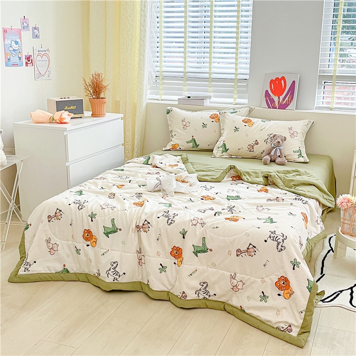 91家纺网 家纺一手货源 找家纺 梵克保罗 2024新款春夏水洗棉麻双层纱夏被四件套 童趣乐园