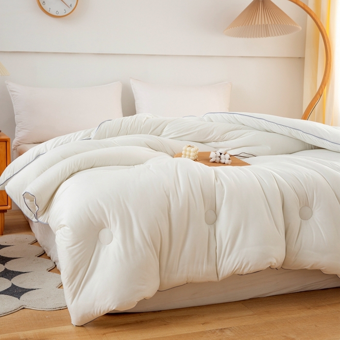 91家纺网 家纺一手货源 找家纺 啊雅家居 2025新款A类针织棉云柔大豆被抗菌被子被芯  米白色