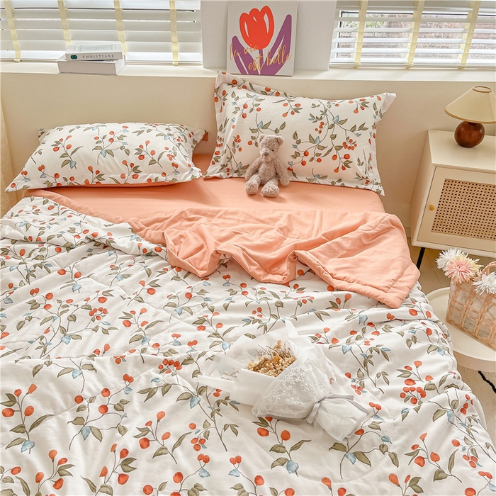 91家纺网 家纺一手货源 找家纺 梵克保罗 2024新款春夏水洗棉麻双层纱夏被四件套 枇杷树