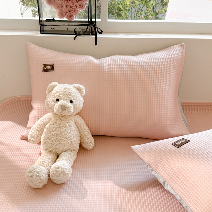 91家纺网 家纺一手货源 找家纺 （总）慕澄家纺 2024新款高克重冰豆豆复合纯色贴标凉席 