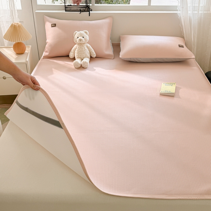 91家纺网 家纺一手货源 找家纺 （总）慕澄家纺 2024新款高克重冰豆豆复合纯色贴标凉席 