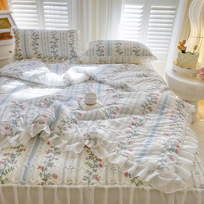 91家纺网 家纺一手货源 找家纺 慕澄家纺 2024新款小版印花床裙款乳胶凉席凉感丝夏被四件套 床裙款-花藤