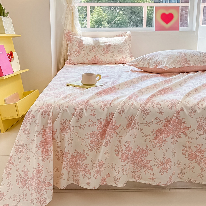 91家纺网 家纺一手货源 找家纺 绵庭家纺 2024新款AB版12868全棉印花单床单 藤蔓花影-粉