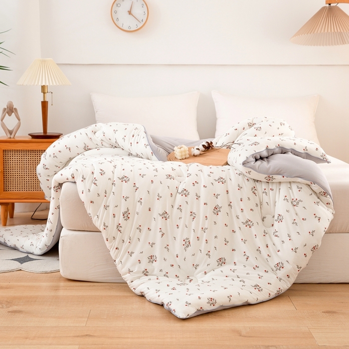 91家纺网 家纺一手货源 找家纺 啊雅家居 2025新款A类针织棉云柔大豆被抗菌被子被芯  小红果