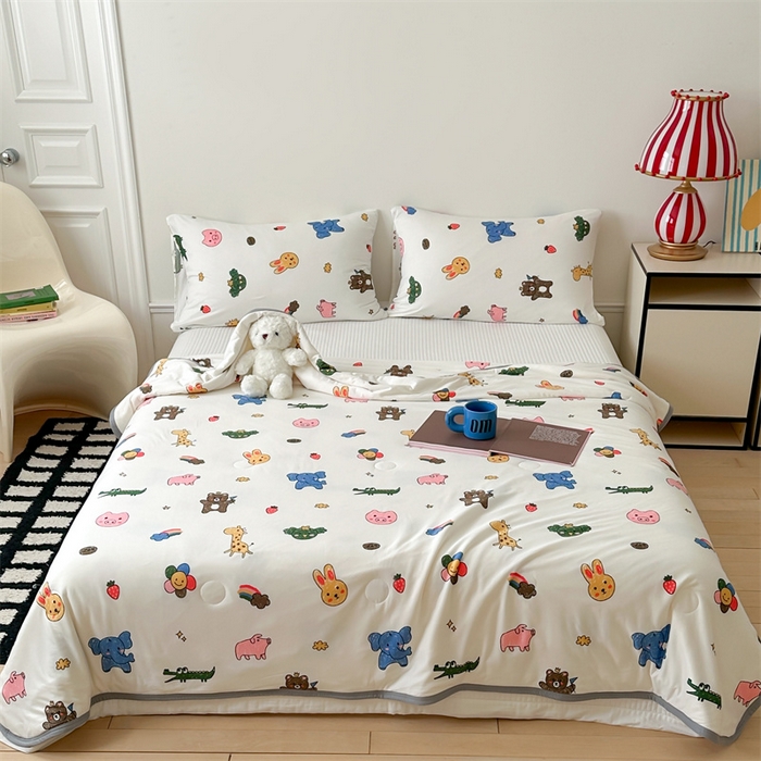 91家纺网 家纺一手货源 找家纺 觅糖  2024春夏新款针织云柔大豆夏被24组 动物乐园