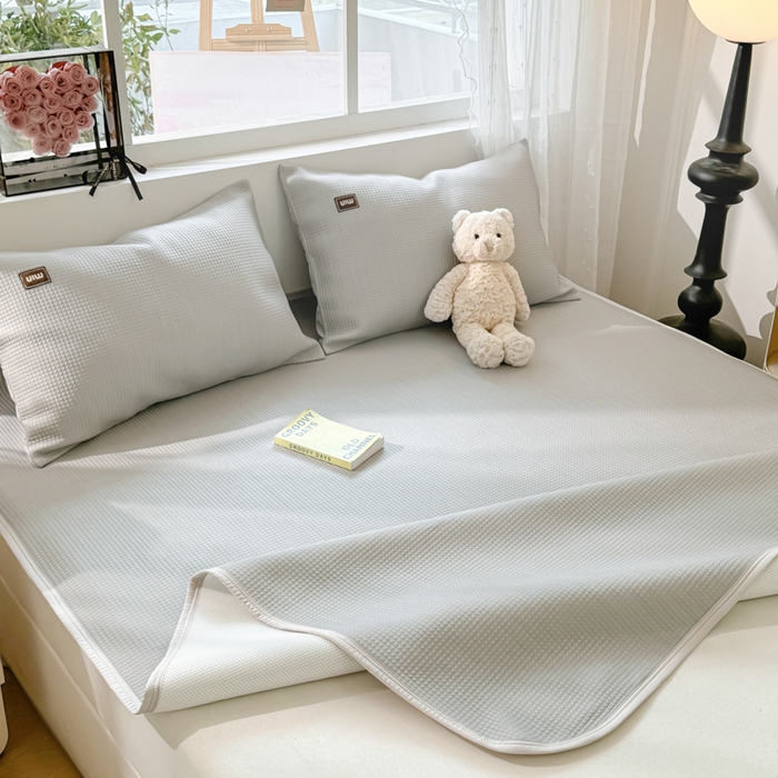 91家纺网 家纺一手货源 找家纺 慕澄家纺 2024新款高克重冰豆豆复合纯色贴标凉席  冰激凌-灰