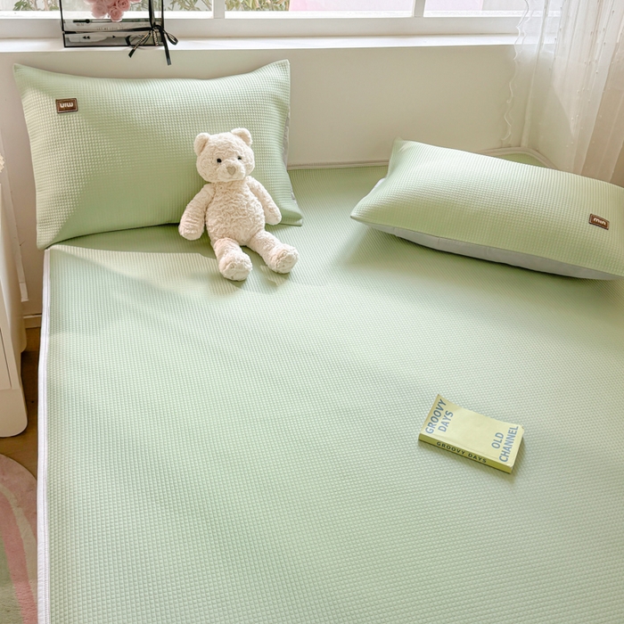 91家纺网 家纺一手货源 找家纺 慕澄家纺 2024新款高克重冰豆豆复合纯色贴标凉席  冰激凌-绿
