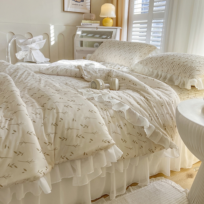 91家纺网 家纺一手货源 找家纺 慕澄家纺 2024新款小版印花床裙款乳胶凉席凉感丝夏被四件套 床裙款-叶子青青