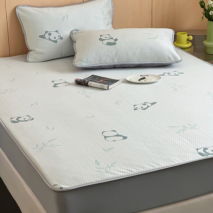 91家纺网 家纺一手货源 找家纺 顾里家纺 新款冰豆豆立体提花软席床笠款 国宝熊猫绿